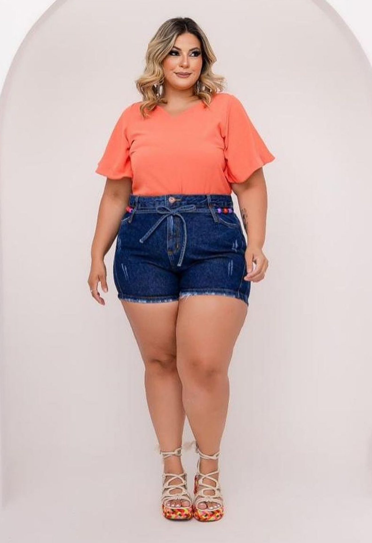 SHORTS JEANS MODELADOR PLUS