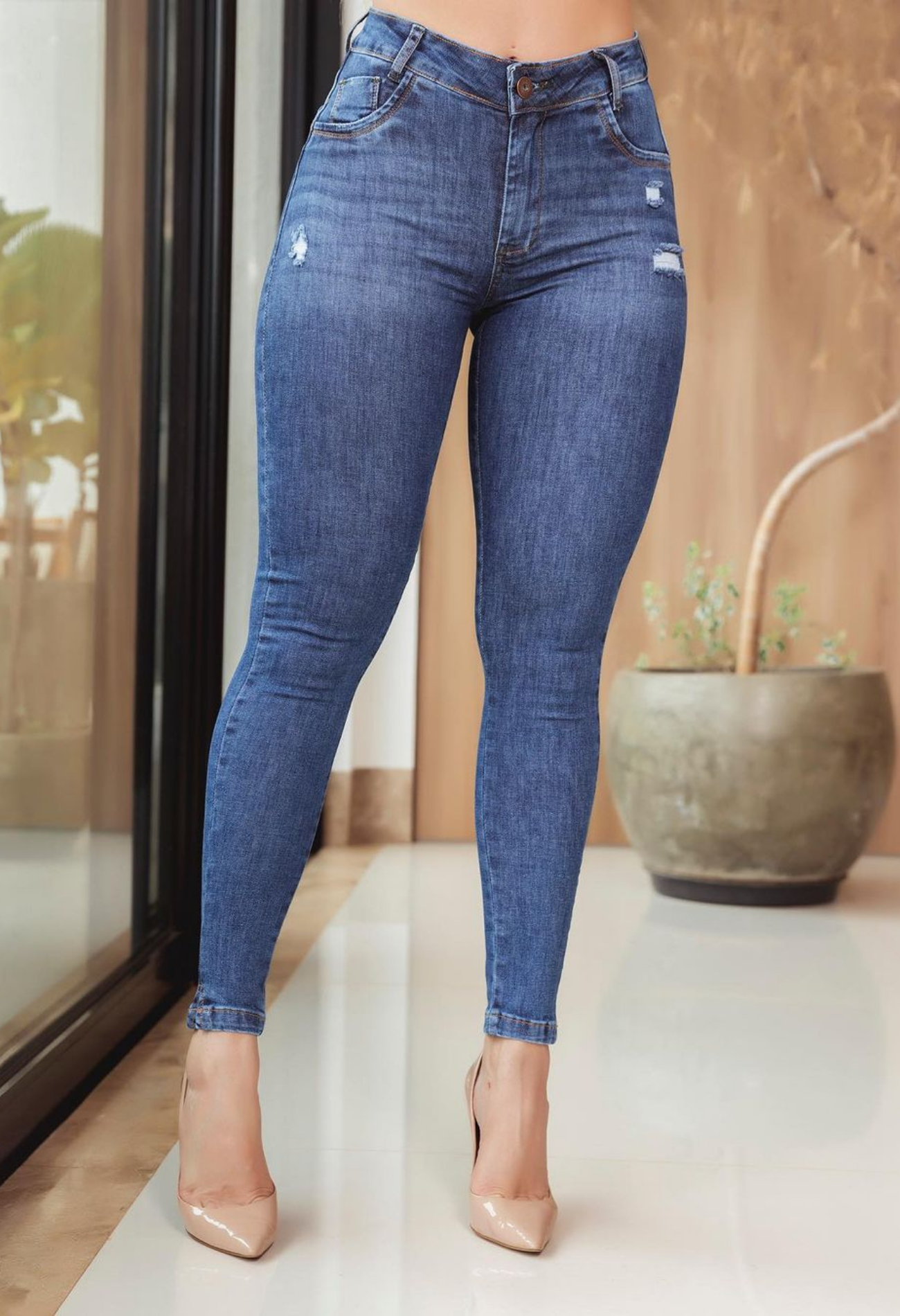 CALÇA SKINNY LEVANTA BUMBUM