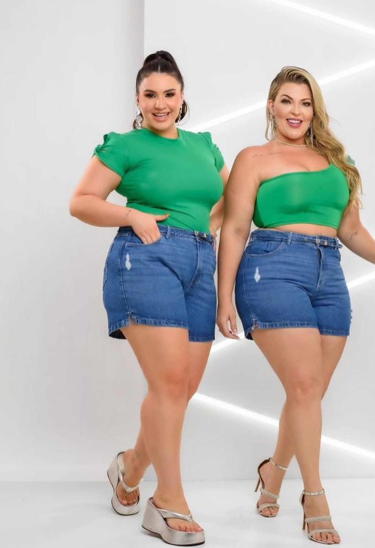 SHORT JEANS LEVANTA BUMBUM PLUS