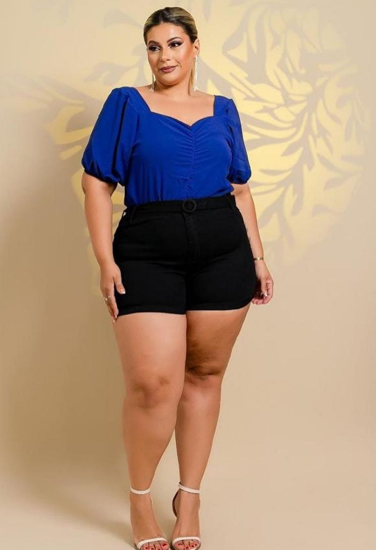 SHORT JEANS MODELADOR PLUS